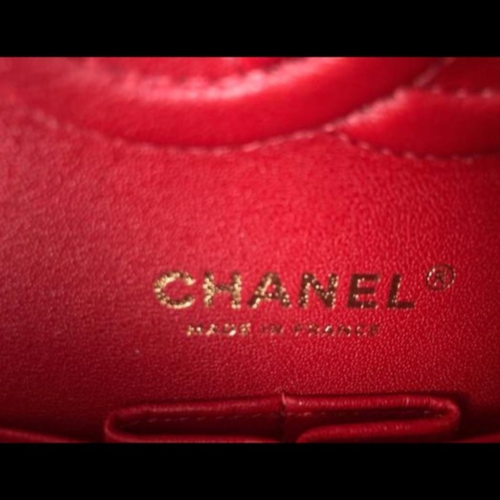 Chanel Classic Medium Flap Bag 19B True Red - Picture 9 of 9